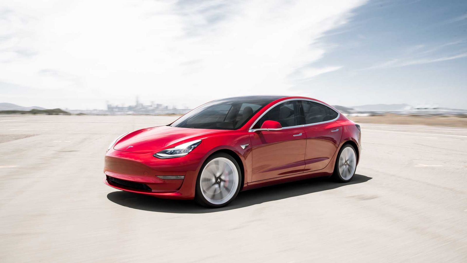 Tesla поднимает базовые цены на Model 3 и Model Y на 2.000 долларов